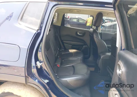 2020 Jeep Compass Latitude 4X4 from USA, damaged, VIN 3C4NJDBB8LT219613